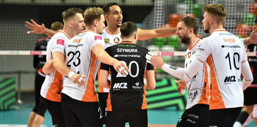 PlusLiga: sensacja w Rzeszowie, Cuprum ograło lidera