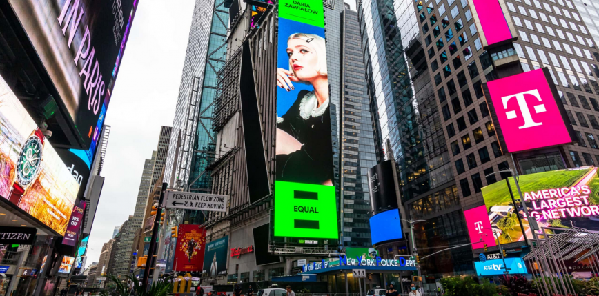 Daria Zawiałow na Times Square w Nowym Jorku!