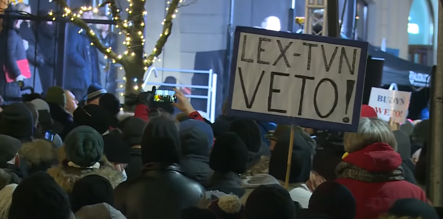 Protesty przeciwko uchwaleniu „Lex TVN”