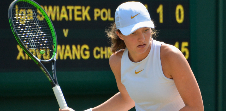Tenis - WTA Dubaj: pewne zwycięstwo Świątek w II rundzie