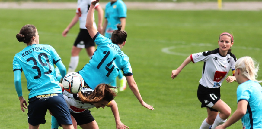 Piłka nożna kobiet: mecz na szczycie Ekstraligi na remis