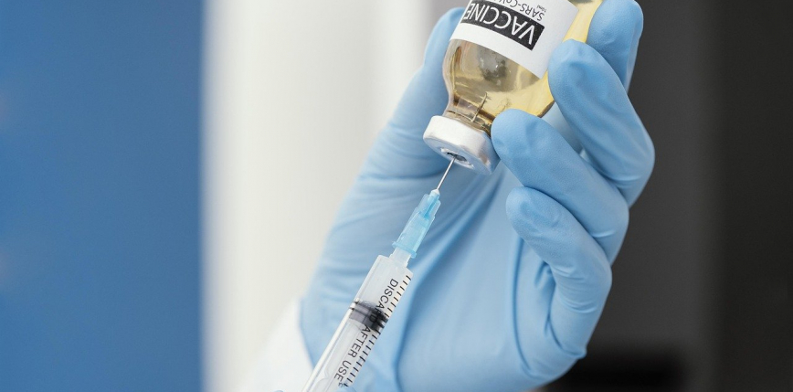 Kazachstan rozpoczął stosowanie własnej szczepionki przeciw COVID-19