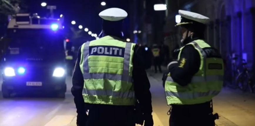 Dania: protest przeciwko przedłużeniu obostrzeń