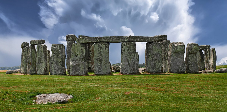 Rozpoczęto renowację Stonehenge