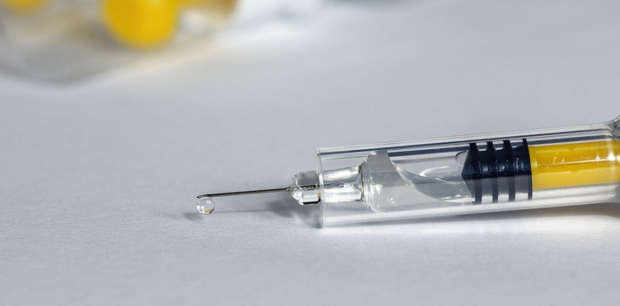 Pierwsza dostawa szczepionki AstraZeneca już w Polsce