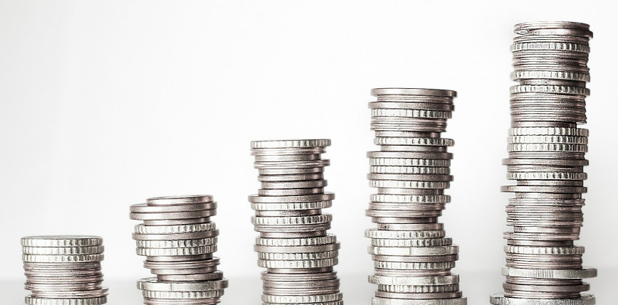 Ceny w porównaniu z poprzednim miesiącem spadły o 0,3%, spodziewany wzrost w kolejnych miesiącach
