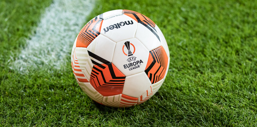 Liga Europy: bez większych niespodziankach w 1/8 finału, Polacy wciąż w grze
