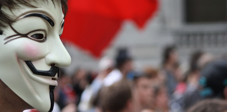 Anonymous włamali się do systemów rosyjskiej telewizji