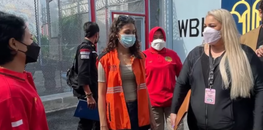 Amerykanka, skazana w związku z zamordowaniem matki na Bali, wyszła na wolność