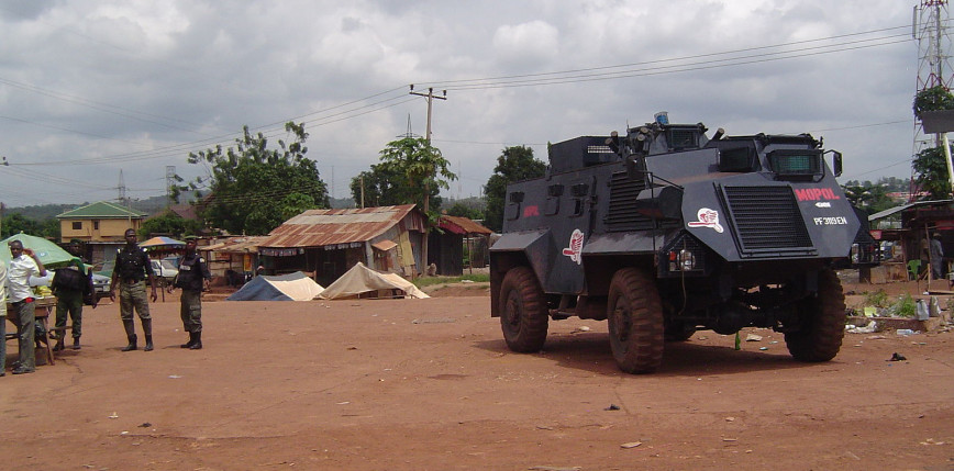Nigeria: uzbrojeni napastnicy zastrzelili dwóch policjantów