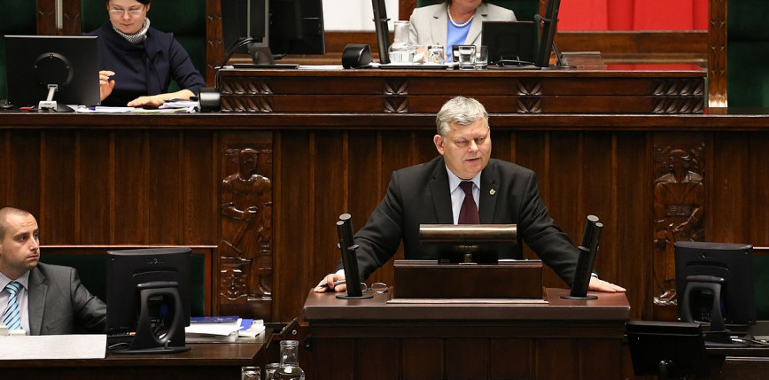 Marek Suski proponuje, by stacje radiowe grały w 80% polską muzykę