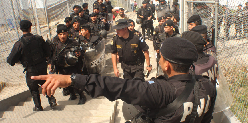 Gwatemala: aresztowano domniemanego bossa narkotykowego i 19 policjantów