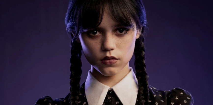 „Wednesday” - spin-off „Rodziny Addamsów” na nowym zdjęciu