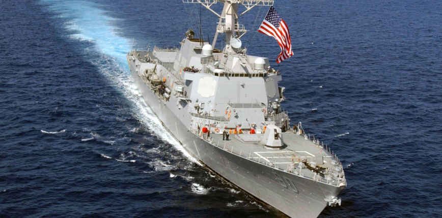 Niszczyciel U.S. Navy miał próbować wpłynąć na wody rosyjskie