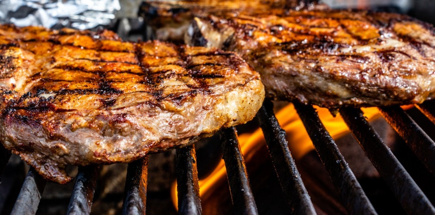Co robią mięsożercy, gdy czują winę podczas jedzenia mięsa? 
