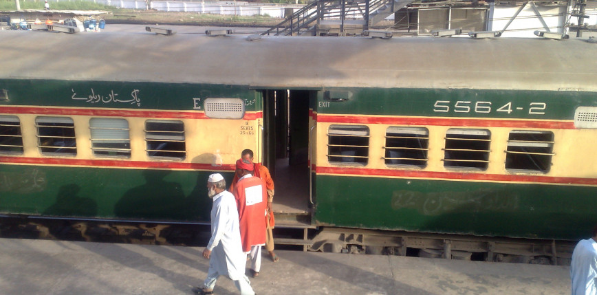 Śmierć młodego Pakistańczyka pod kołami pociągu – nagrywał wideo na TikToka
