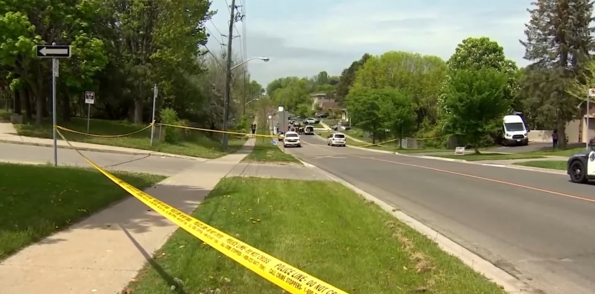 Kanada: policjanci zastrzelili mężczyznę idącego z bronią w pobliżu szkoły w Toronto