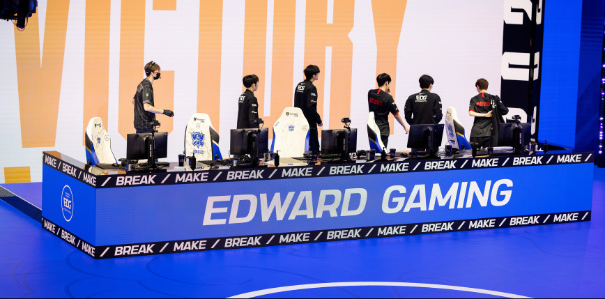 Worlds 2021: EDward Gaming eliminują RNG i wchodzą do półfinału