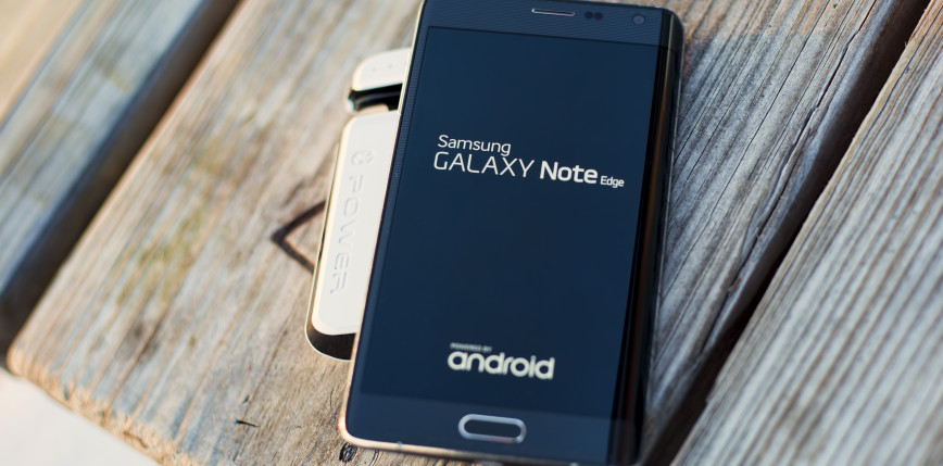Rosja: zakazano sprzedaży 61 modeli smartfonów firmy Samsung