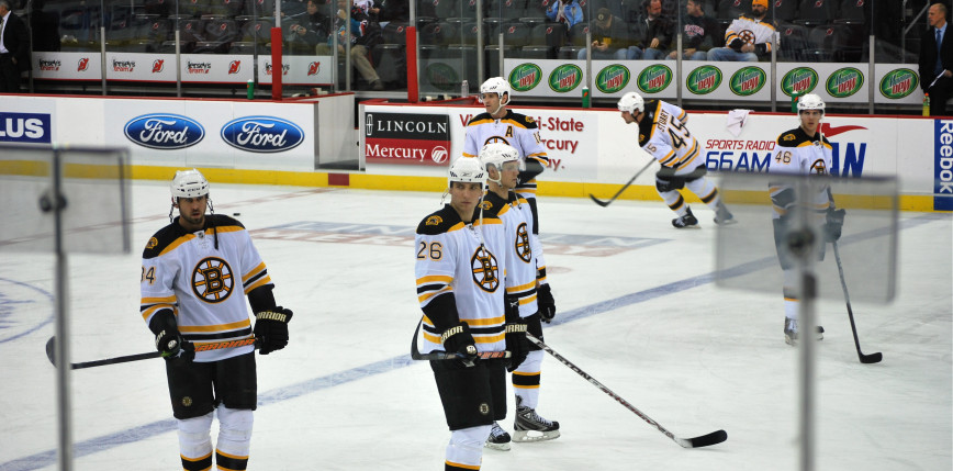 NHL: Bruins górą w hicie, Canadiens pokonali Canucks