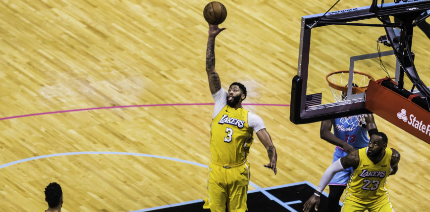 NBA: ważne zwycięstwo Lakers, nietypowe triple-double Westbrooka