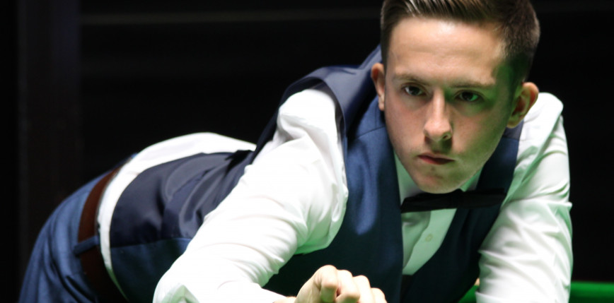 Snooker - eliminacje MŚ: O'Sullivan otarł się o maksa, Stevens gra dalej