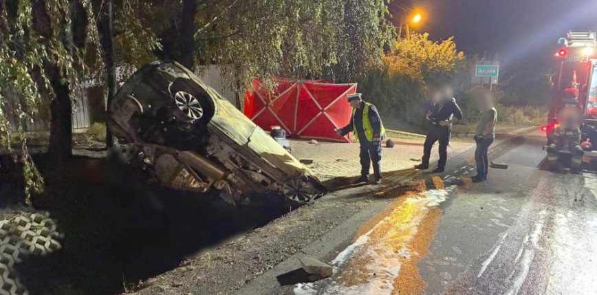 Tragiczny wypadek w Sierczy – trzy osoby zginęły w płonącym samochodzie