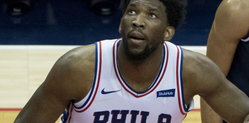 NBA: 76ers górą w hicie, Randle poprowadził Knicks do wygranej z Mavs