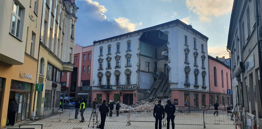 Rybnik: w centrum zawaliła się część XIX-wiecznej kamienicy