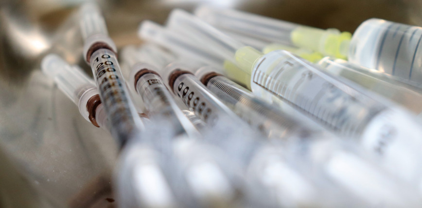 Kim Dzong Un stara się o uzyskanie darmowych szczepionek