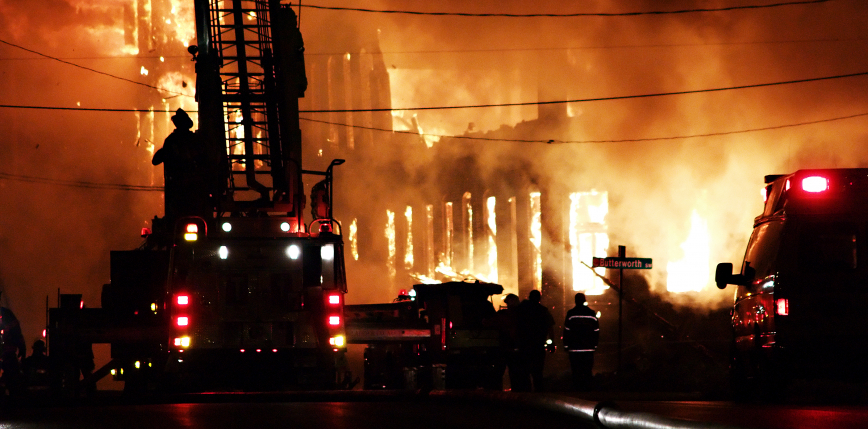 Indie: eksplozja w fabryce fajerwerków. Nie żyje co najmniej 12 osób