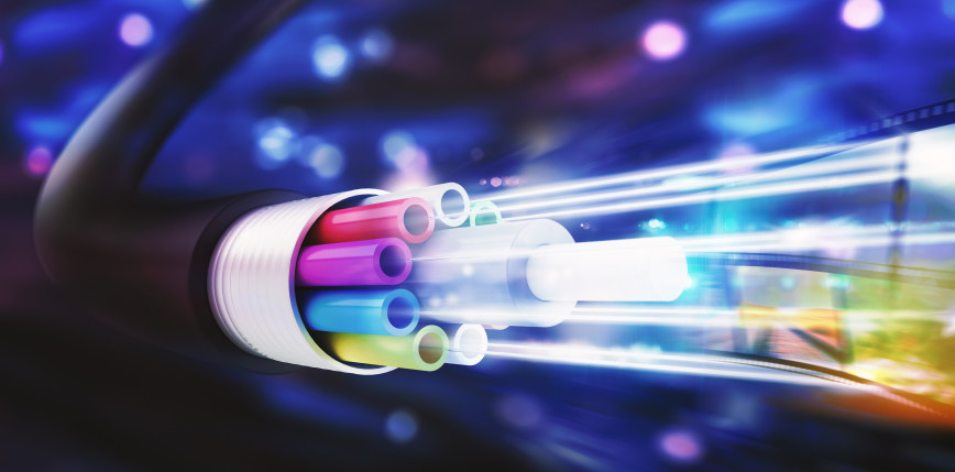 Szybki internet światłowodowy – jak wybrać ten najlepszy?