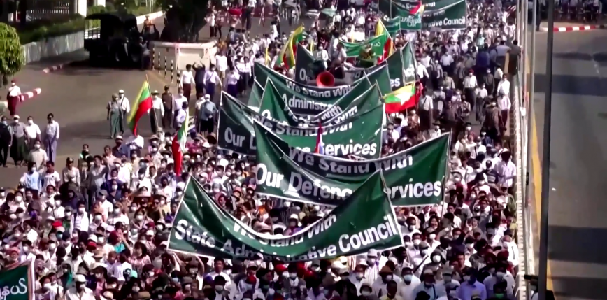 Mjanma: zwolennicy zamachu stanu zaatakowali protestujących