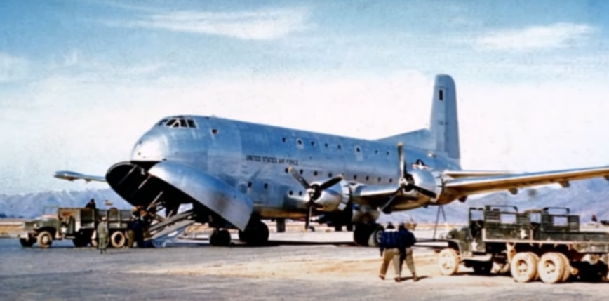 Alaska: znaleziono kolejne szczątki osób, które zginęły w wyniku katastrofy samolotu w 1952 roku