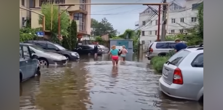 Anapa: 1,2 tys. osób pozbawionych prądu z powodu powodzi