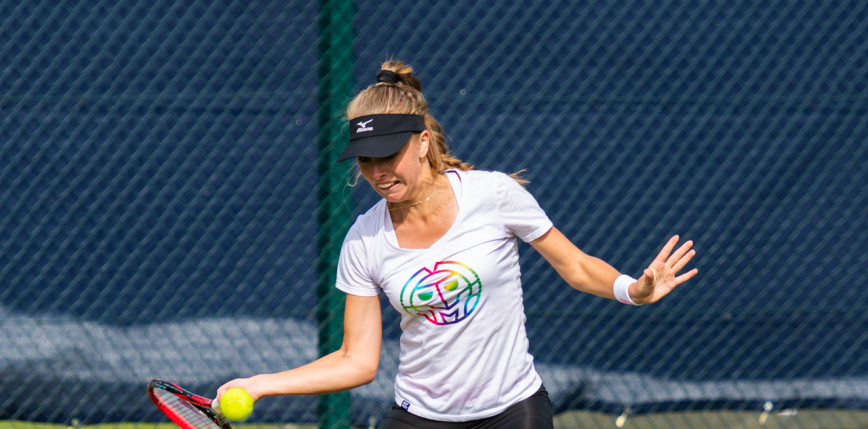 Tenis - WTA Sankt Petersburg: szybka porażka Fręch w deblu