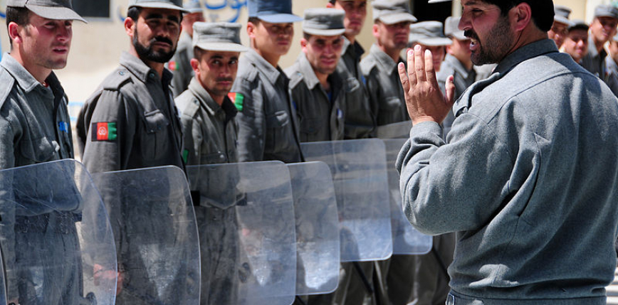 Afganistan: kilkunastu milicjantów zabitych przez kolegów