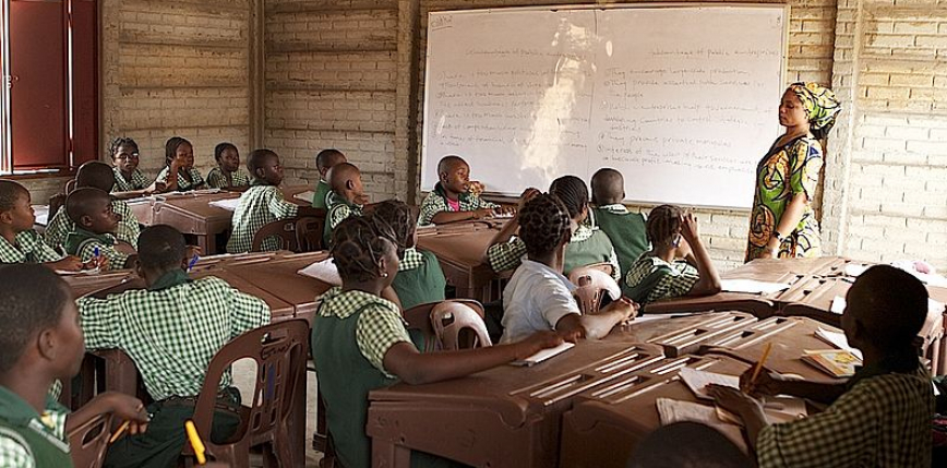 Nigeria: szkoły przeciwne noszeniu hidżabów pozostaną zamknięte