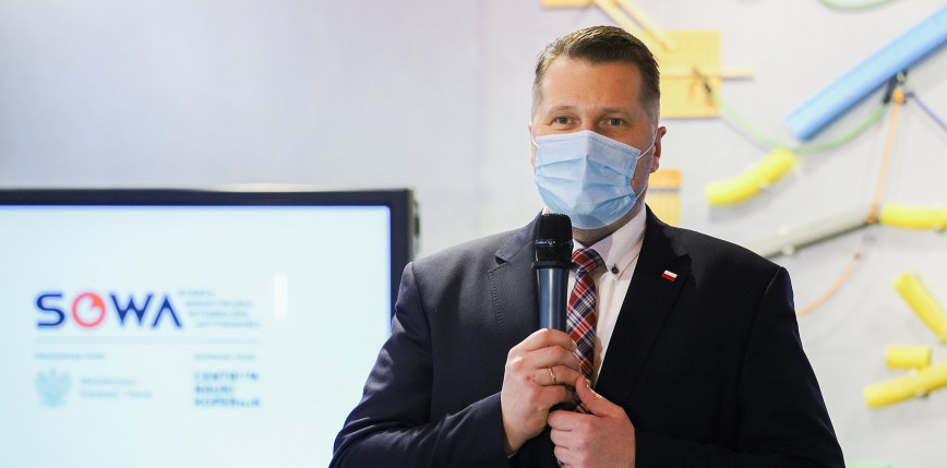 Rozporządzenie umożliwiające zawieszenie nauki stacjonarnej w 8 powiatach graniczących z Ukrainą