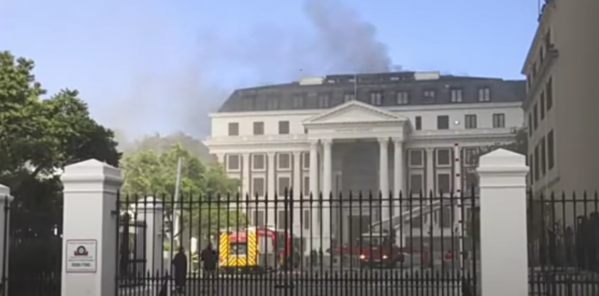 RPA: pożar w budynku parlamentu [AKTUALIZACJA]