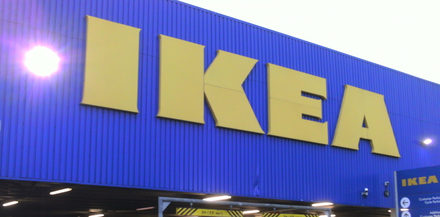 Wlk. Brytania: Ikea obniża zasiłki chorobowe niezaszczepionym pracownikom na kwarantannie
