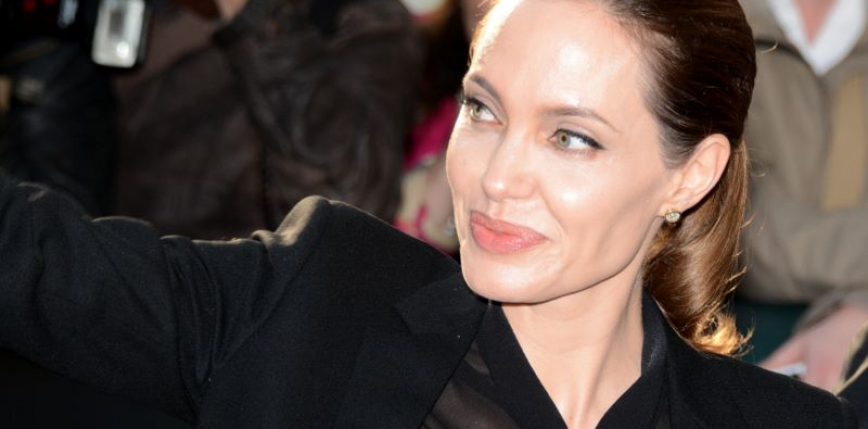 Angelina Jolie wystawia na aukcję słynny obraz Winstona Churchilla