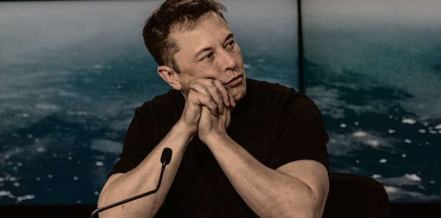 E. Musk apeluje o przerwę w rozwijaniu sztucznej inteligencji