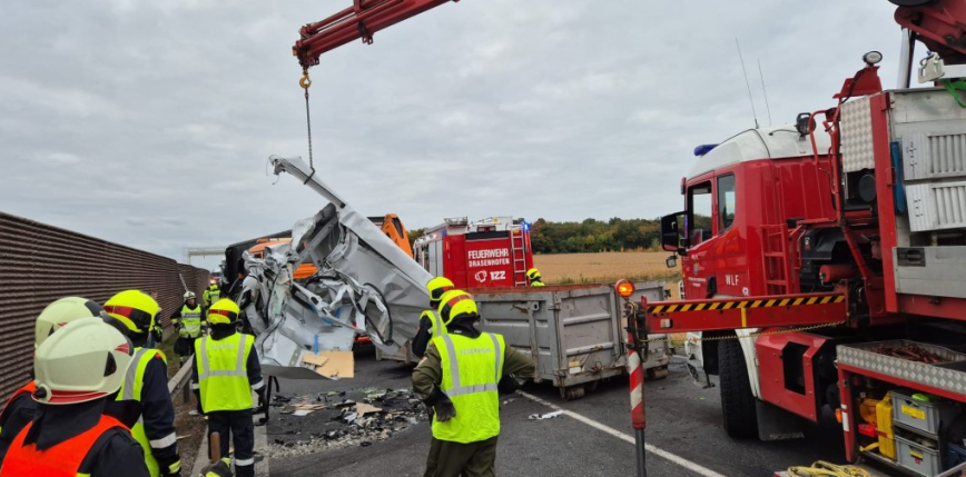 Tragiczny wypadek polskiego autokaru w Austrii. Jedna osoba nie żyje, wielu rannych