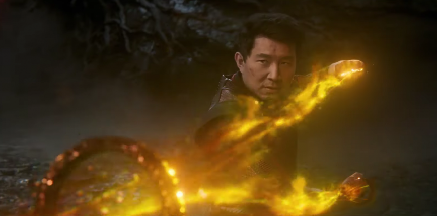 Nowy plakat filmu "Shang-Chi i legenda dziesięciu pierścieni"