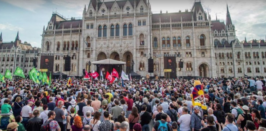Węgry: protesty przeciwko otwarciu chińskiego uniwersytetu