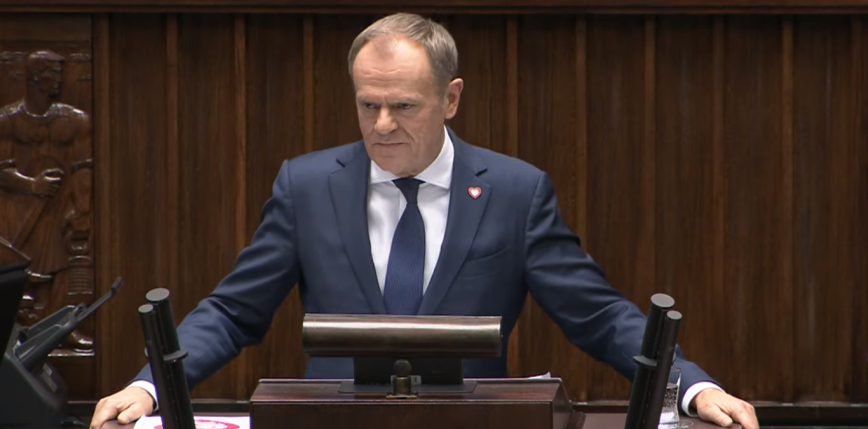 Tusk ostrzega przed rosyjską dywersją i zapowiada wsparcie dla polskiego przemysłu zbrojeniowego