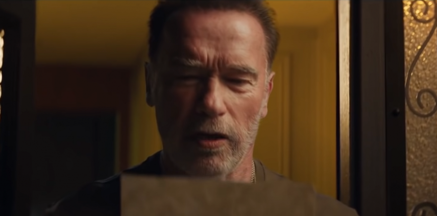 Arnold Schwarzenegger udostępnia plakat, na którym widnieje w roli Zeusa