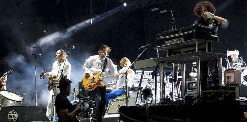 Arcade Fire powraca z premierowym singlem i zapowiada nowy album 