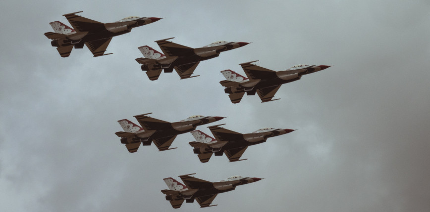 Polskie myśliwce poderwane po rosyjskich atakach. Wojsko monitoruje sytuację przy granicy